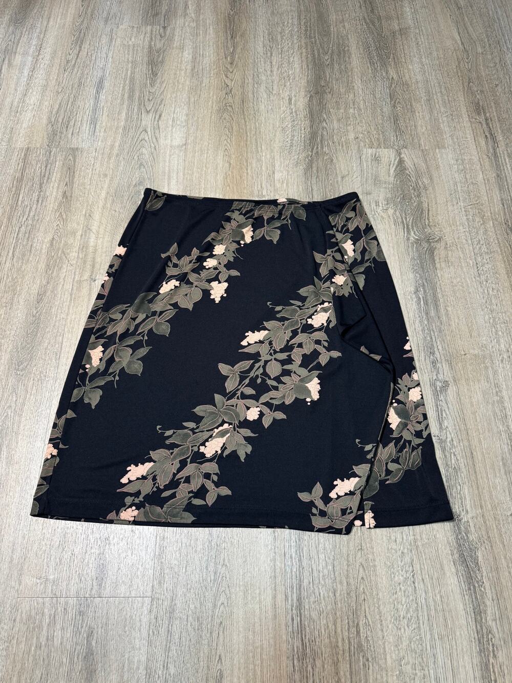 Y2K BCBG Black A-Line Skirt with Blush Floral Print - Picture 1 of 4